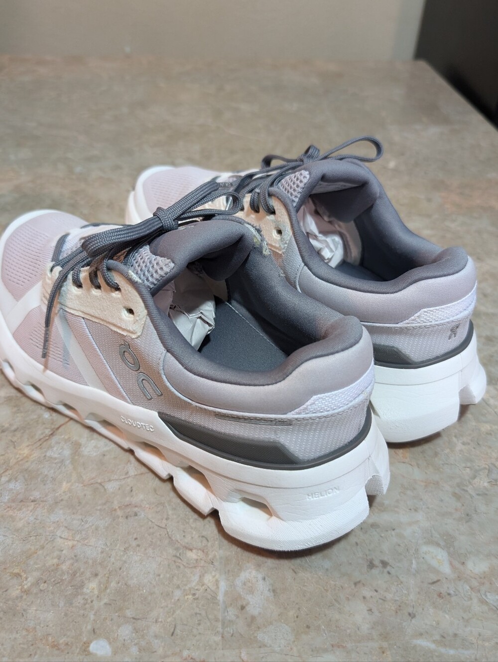 On Cloudrunner Swiss Engineering® Cushioned Shoes Frost White Women's Size 9.5 - Picture 5 of 14